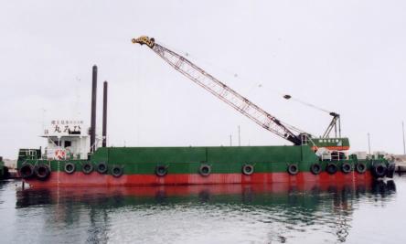 クローラー搭載バージ